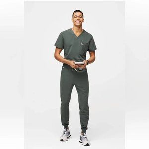 Mens Figs Scrubs 3 piece Bonsai set top/joggers/pants